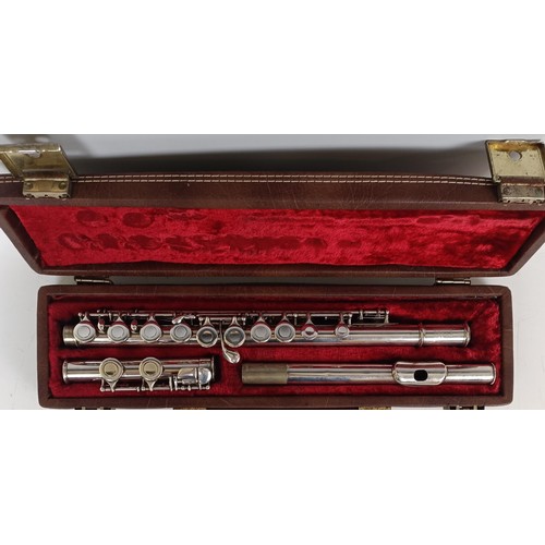 528 - A Boosey & Hawkes flute, cased