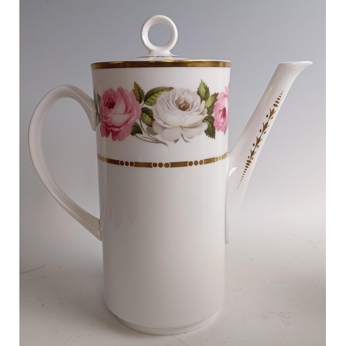 563 - A Royal Worcester Royal Garden pattern part tea and coffee service (box)