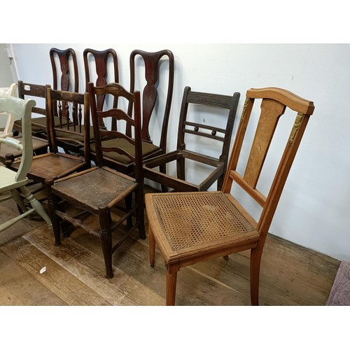 733 - Assorted chairs (10)