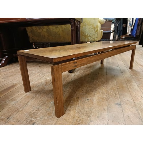 470 - A 20th century Danish style hardwood coffee table, 120 cm wide