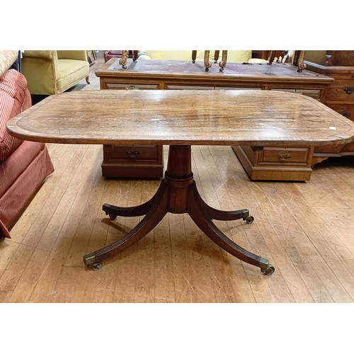 834 - A 19th century mahogany rectangular breakfast table, the top 135 x 87 cm