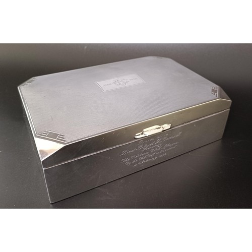 3 - A George V Art Deco silver cigarette box, Birmingham 1935, 17 cm wide