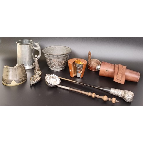 31 - A set of hunting cups, in a leather case, a flask, a toddy ladle, and assorted other items (box)