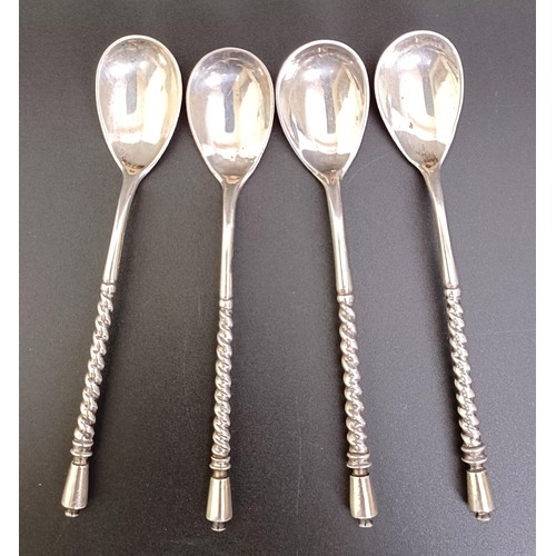 38 - A set of four Russian silver spoons, circa 1880 (4)