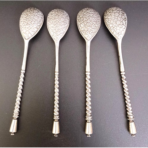 38 - A set of four Russian silver spoons, circa 1880 (4)...