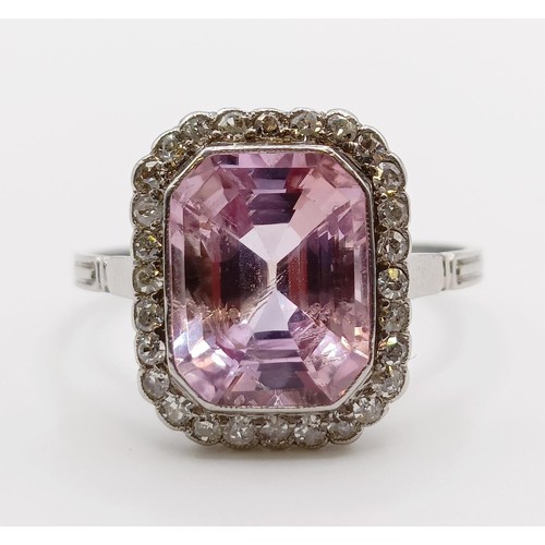 657 - An early 20th century pink sapphire and diamond ring, with a vintage ring box