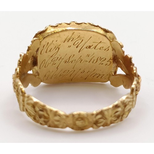 672 - A George IV gold and black enamel memorial ring, engraved Elizth Yates, Ob 27 September 1825, At 42 ... 