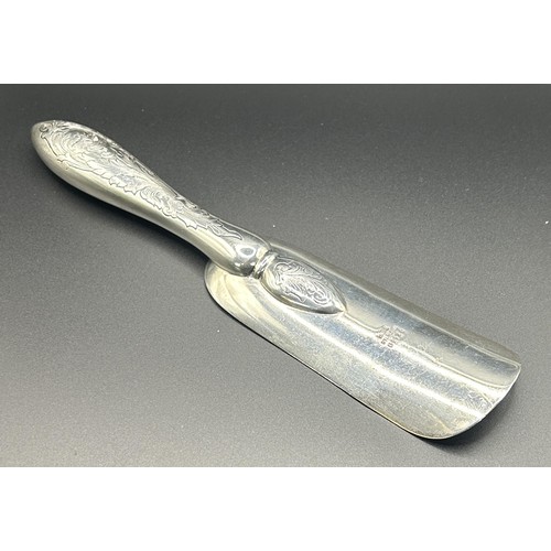 105 - A Gorham sterling silver shoe horn, initialled, 2.7 ozt