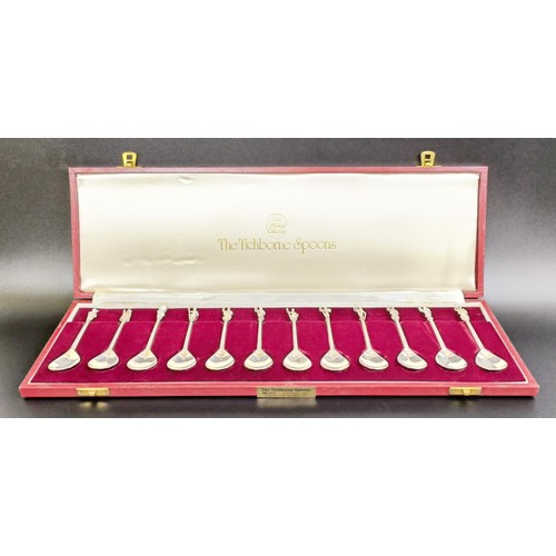 108 - A set of twelve Elizabeth II commemorative spoons, The Tichborne Celebrities, 8.2 ozt, cased, with p... 