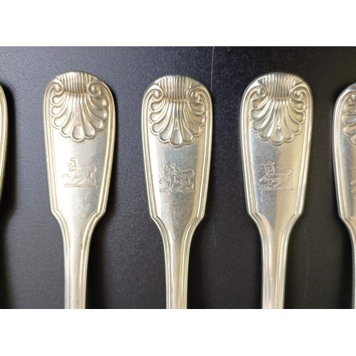 142 - A set of five Victorian silver fiddle, thread and shell pattern dessert forks, London 1863, 8.9 ozt