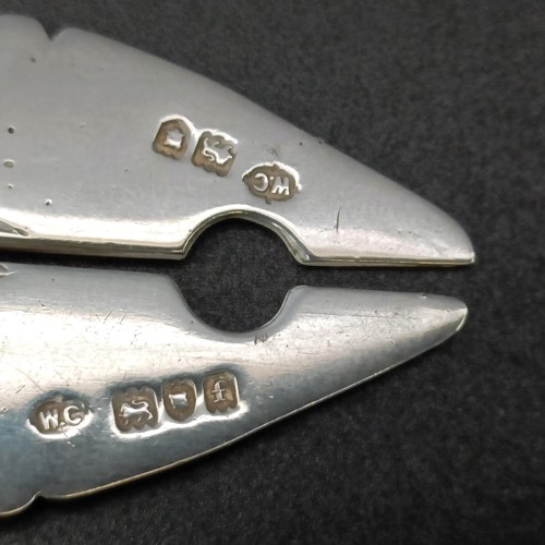 209 - An unusual pair of late Victorian silver clippers, London 1901, 31.1 g