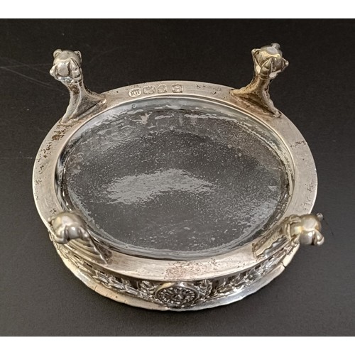 360 - A George III silver pierced table salt, crested, London 1773, 3.4 ozt, 9 cm wide