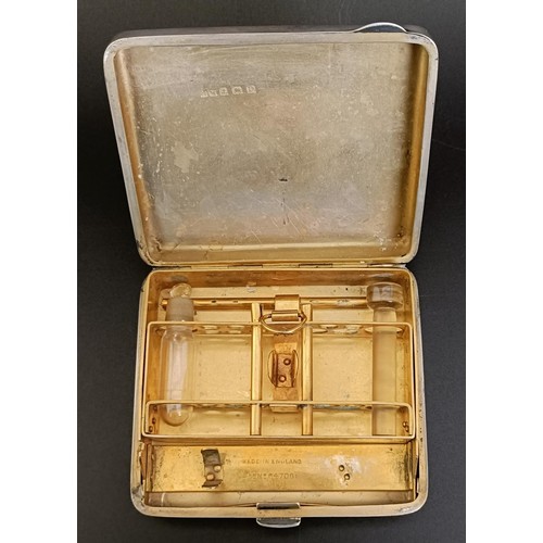 361 - A George V silver medical box, with fitted interior, Birmingham 1928, 5 cm wide