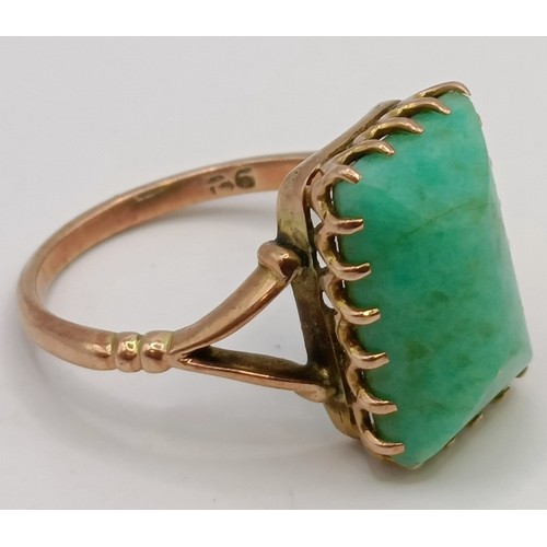 620 - A 9ct gold and green stone ring, ring size M Provenance:  Sold on behalf of Dorset Wildlife Tru... 