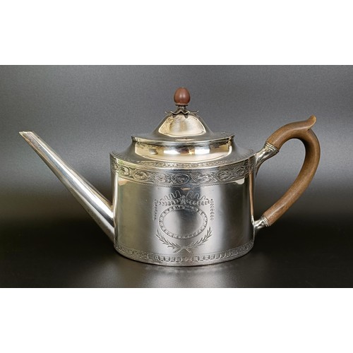 389 - A George III Scottish silver teapot, with bright cut decoration, monogrammed,  Edinburgh 1794, 19.6 ... 