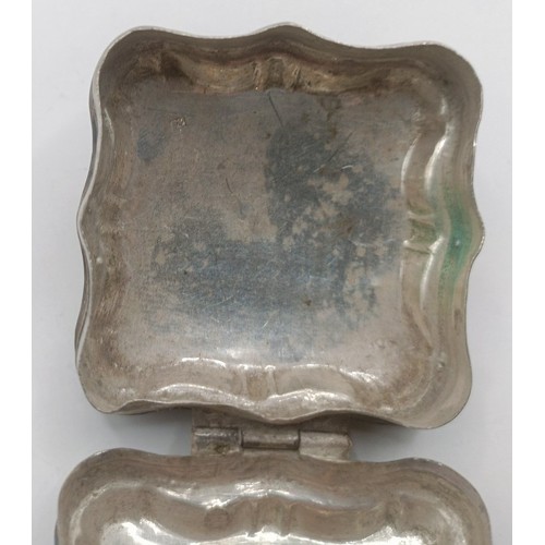 271 - A George V silver kidney shaped box, and two other boxes, various dates and marks, 1.9 ozt (3)