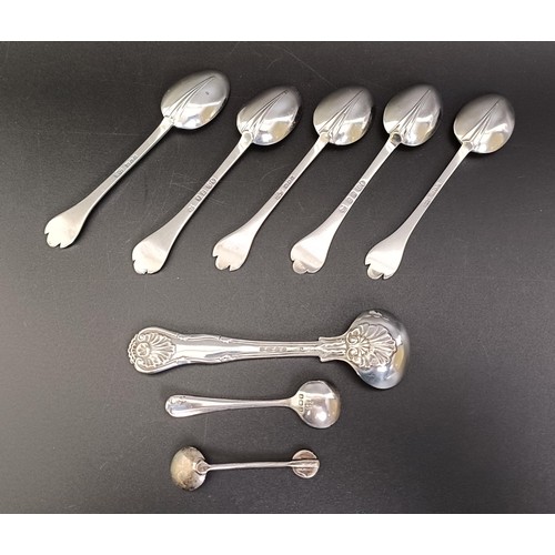 272 - A William IV silver salt spoon, London 1842, a set of five triffid pattern teaspoons, and two salt s... 