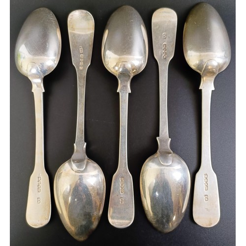 277 - A set of four early Victorian silver fiddle, thread and shell pattern serving spoons, London 1841, a... 