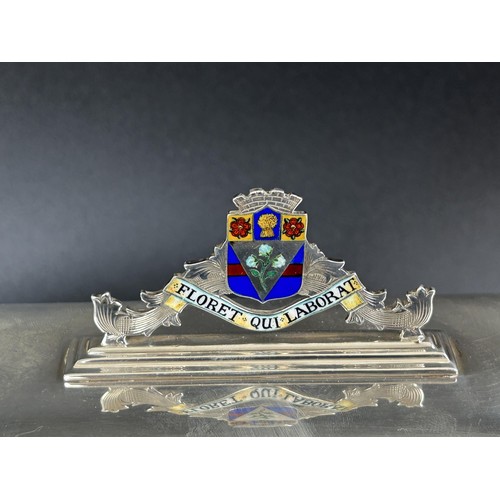 24 - A George VI silver Freedom of the Borough of Mossley presentation casket, with enamelled finial, mon... 