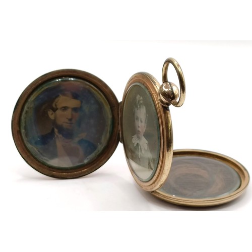 808 - Photographic Interest: An unusual mid Victorian memorial brooch, with two hinged covers, one reveali... 