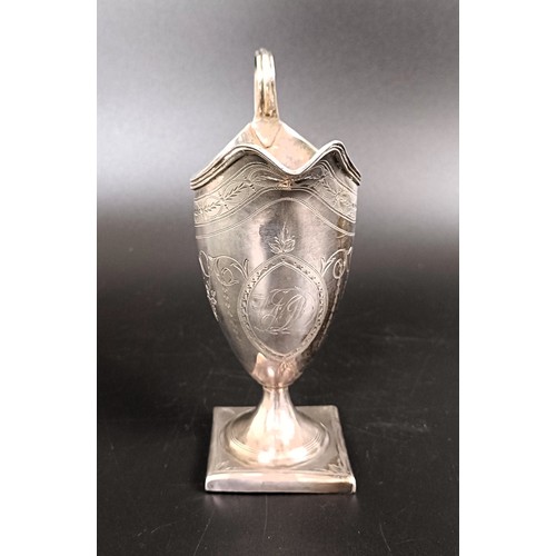 119 - A William IV silver cream jug, London 1834, 2.9 ozt