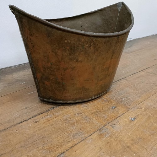 1229 - A 19th century oval tea bucket, with brass swing handle and liner, 40 cm wide