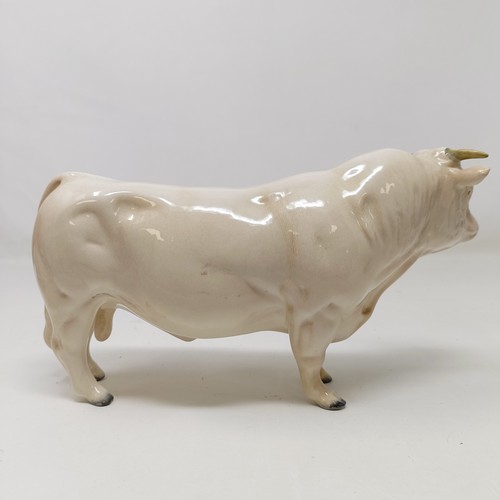 1011 - A Beswick Hereford Bull, 949, a Highland Bull, 2008, and a Charolais Bull, 2463A, all gloss (3)