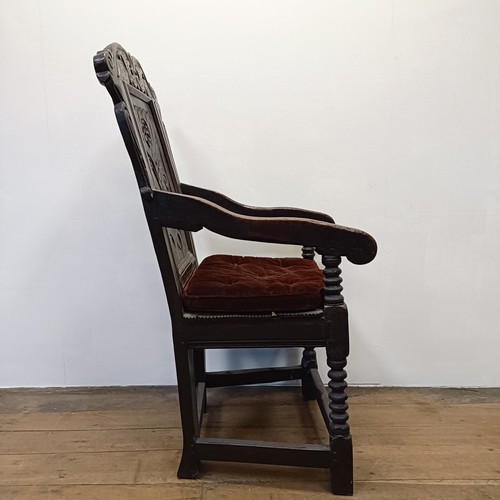 1262 - An oak Wainscot type armchair