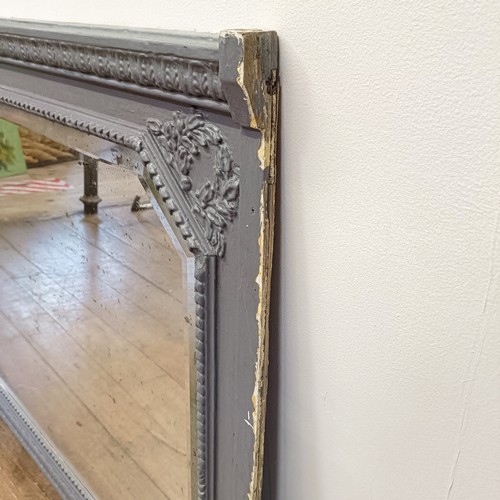 1286 - A painted overmantel mirror, 101 x 147 cm