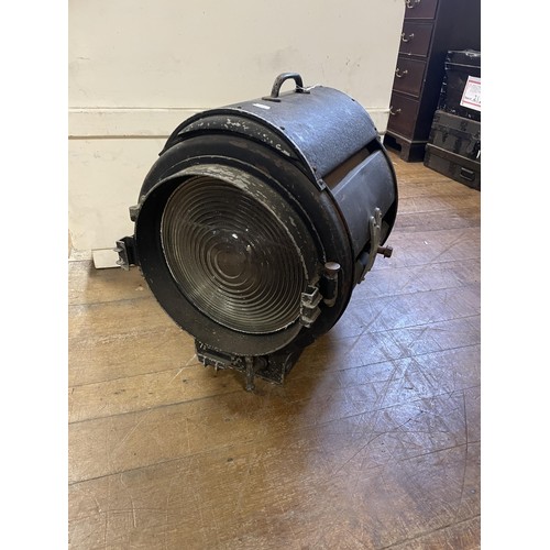 1210 - A vintage stage light, and two metal trunks (3)