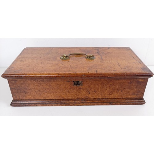 1065 - A mahogany tea caddy, 19 cm wide, other boxes and items (7)