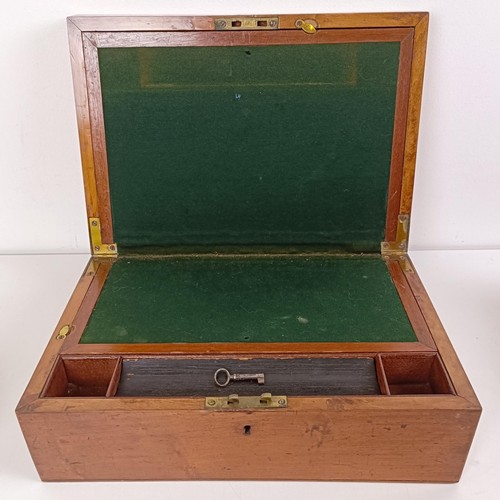 1067 - Assorted wooden boxes, and a cribbage board (7)