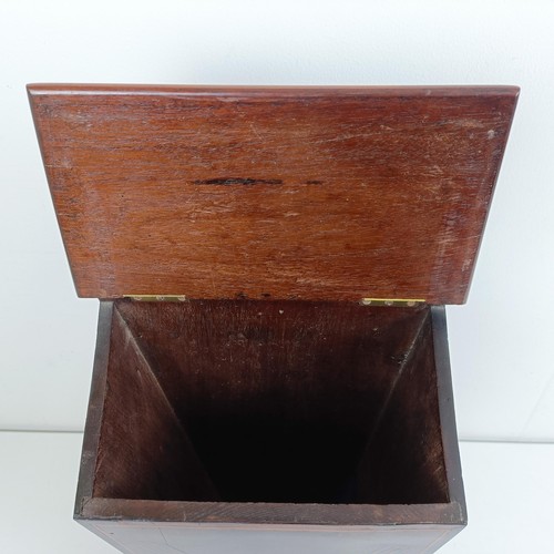 1082 - A mahogany wall hanging cutlery box, 25 cm wide