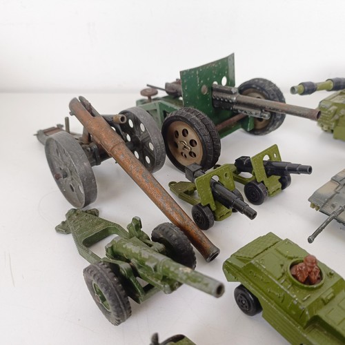 204 - Assorted play worn military vehicles (box)