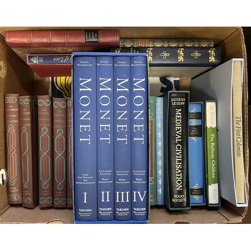 885 - Assorted Folio Society and Folio Society type books (box)