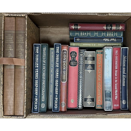 894 - Assorted Folio Society and Folio Society type books (box)