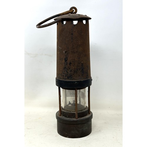 984 - A coal miner's lamp, 40 cm high