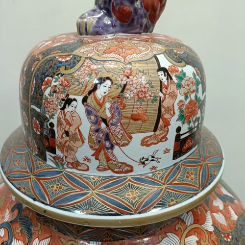 1149 - A large Japanese Imari temple vase, cover and stand