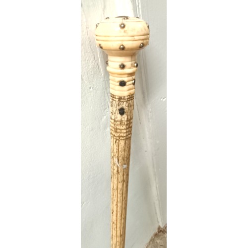 1115 - A 19th century whale bone walking stick, 85 cm Provenance: Part of a single owner collection of walk... 