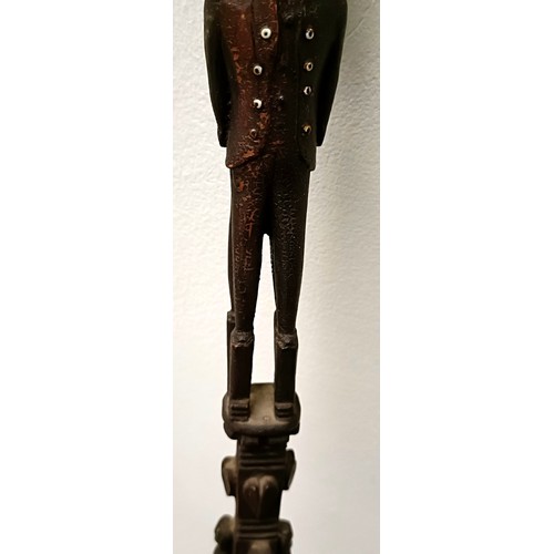 1132 - A good folk art walking stick, handle carved in the form of two bearded men, 84 cm Provenance: Part ... 