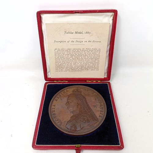 278 - A Queen Victoria Jubilee Medal, 1887, 8 cm diameter, boxed