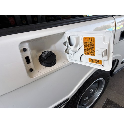 1993 Range Rover Vogue 3.9 AutoRegistration number L807 ORWWhiteApprox ...