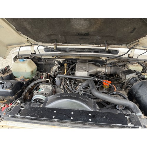 1993 Range Rover Vogue 3.9 AutoRegistration number L807 ORWWhiteApprox ...