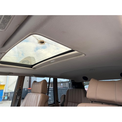 1993 Range Rover Vogue 3.9 AutoRegistration number L807 ORWWhiteApprox ...