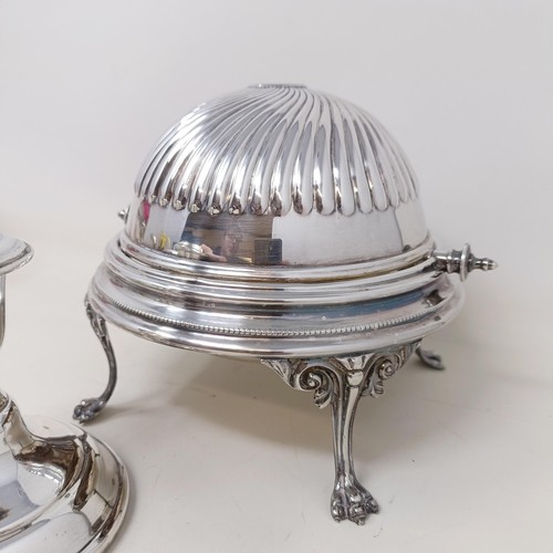 787 - A silver plated muffin dish, assorted silver plate and a jug (box)