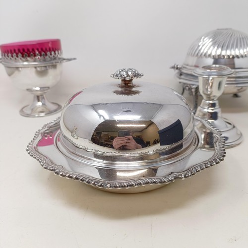787 - A silver plated muffin dish, assorted silver plate and a jug (box)