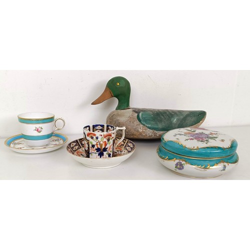 799 - A painted decoy duck, a Continental porcelain pot and cover, decorated flowers, other ceramics and o... 