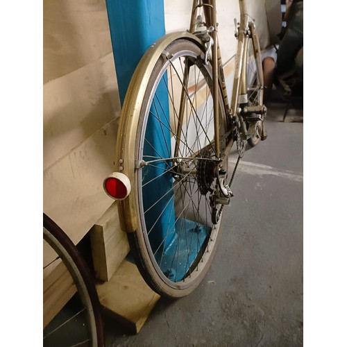 214 - A gent's Carlton Corsair racing bicycle, with a spare wheelPlease see our terms and conditions in re... 