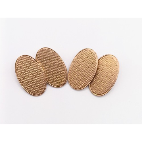 415 - A pair of 9ct gold cufflinks, 8 g
