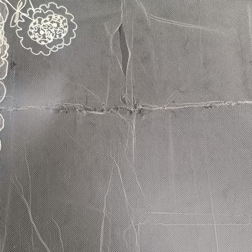628 - A vintage wedding veil, in original box